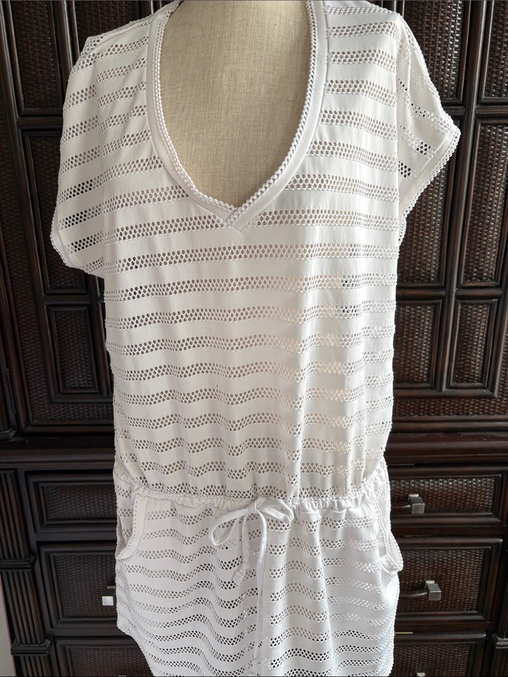 CALVIN KLEINE eyelet swimwear  draw string waist cover-up. Size L